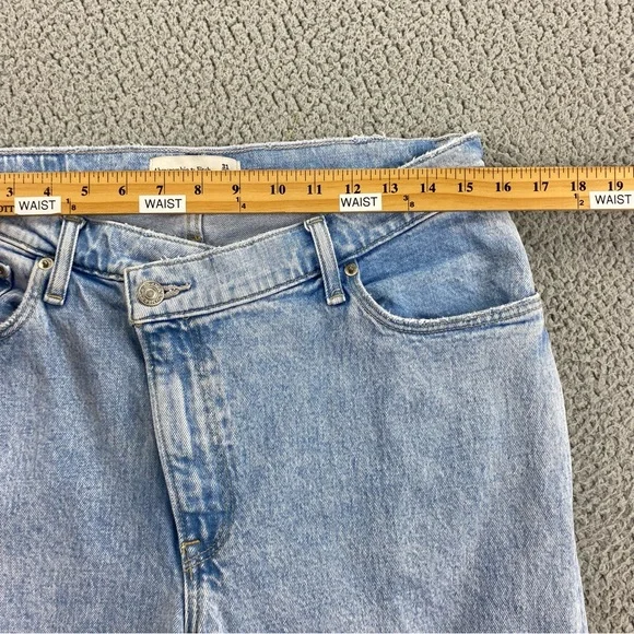 Abercrombie & Fitch The 90's Straight Ultra High Rise Jeans  |   Size:  31/12 XL - Picture 9 of 16